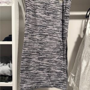 lululemon athletica Gray and Purple Scarf